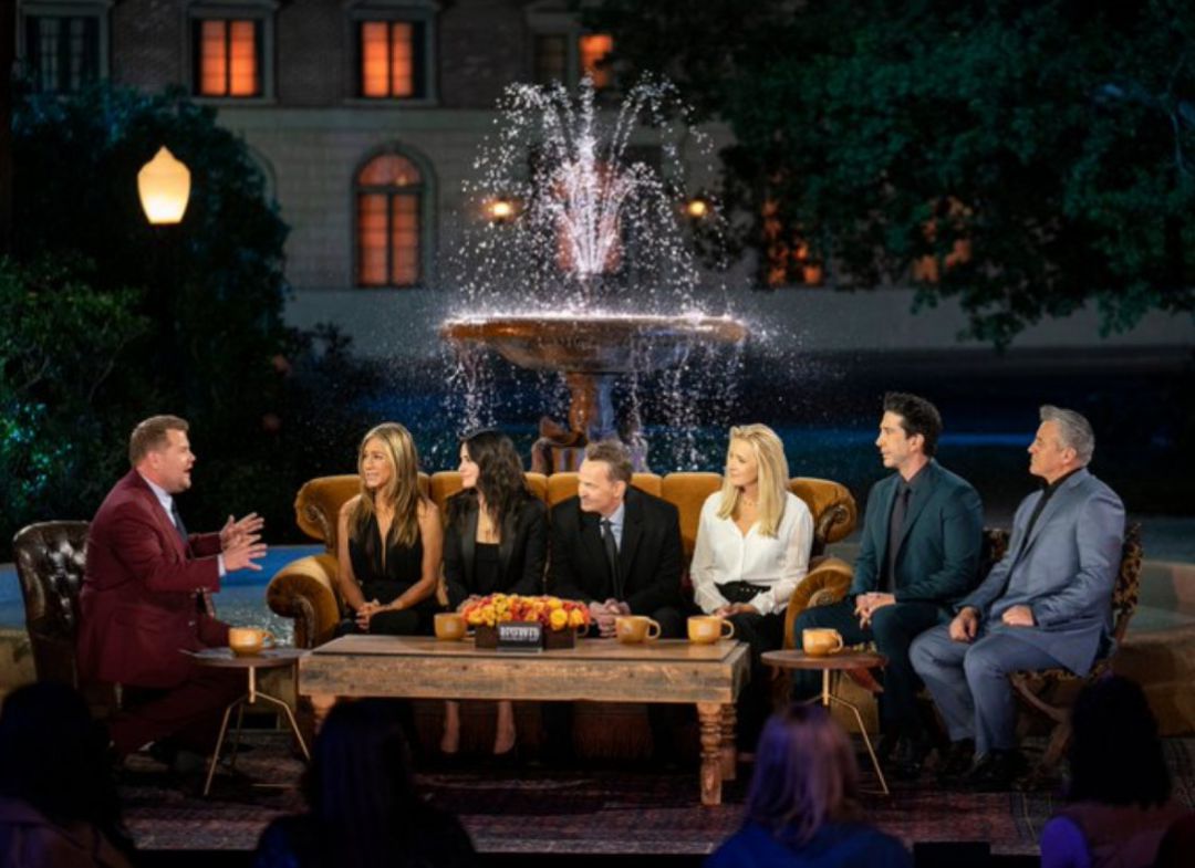 Lo que pasó detrás de las cámaras entre dos protagonistas de 'Friends' y que han desvelado 20 años después. Lo que pasó detrás de las cámaras entre dos protagonistas de 'Friends' y que han desvelado 20 años después.