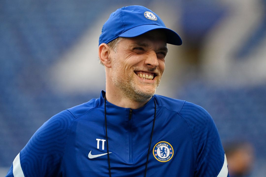 Tuchel sonriente durante un entrenamiento con el Chelsea Tuchel sonriente durante un entrenamiento con el Chelsea