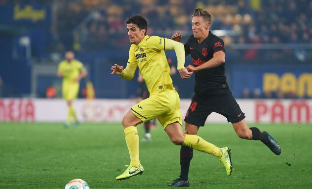 Gerard Moreno desborda a Marcos Llorente en un partido de Liga Gerard Moreno desborda a Marcos Llorente en un partido de Liga