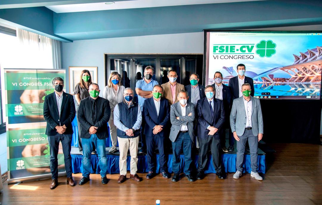 Foto de la nueva dirección del sindicato en el congreso celebrado en València Foto de la nueva dirección del sindicato en el congreso celebrado en València