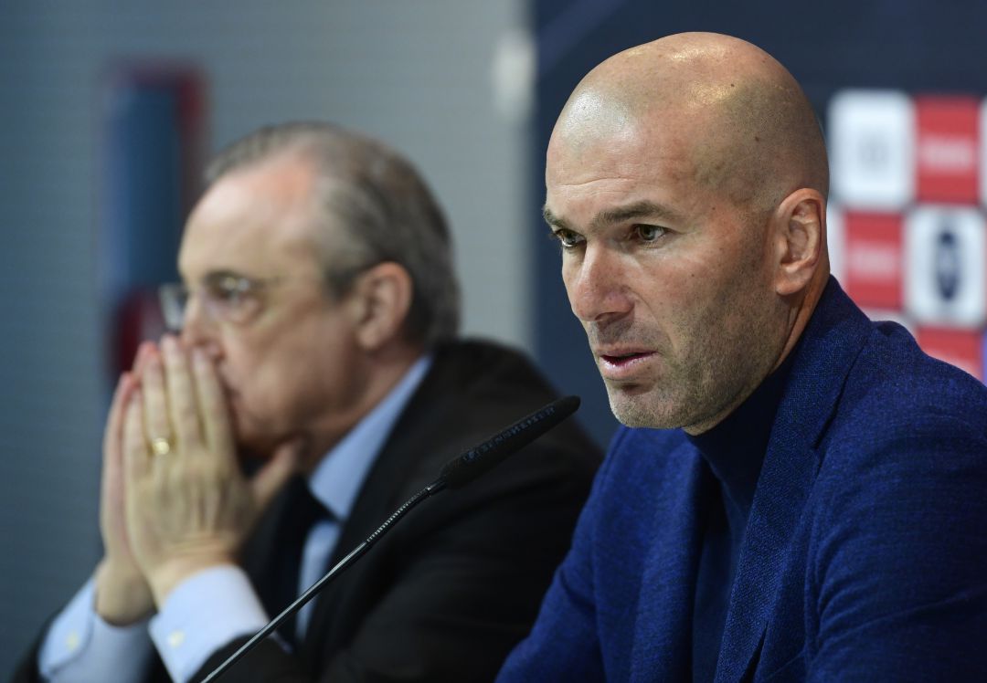 Florentino Pérez y Zidane, en una rueda de prensa Florentino Pérez y Zidane, en una rueda de prensa