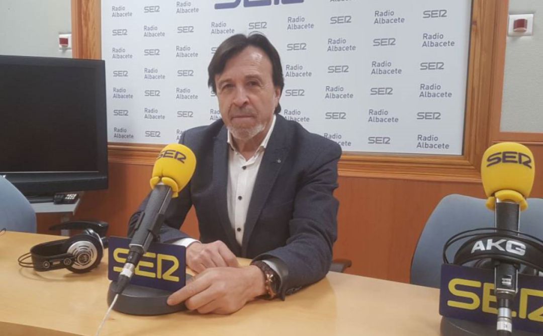 Artemio Pérez en Radio Albacete Artemio Pérez en Radio Albacete
