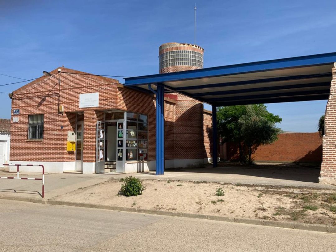 Gana Medina y la edil de Educación se reúnen para abordar el futuro del colegio de Rodilana Gana Medina y la edil de Educación se reúnen para abordar el futuro del colegio de Rodilana