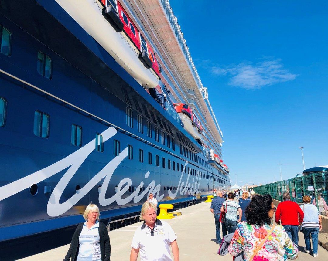 Crucero Mein Schift, el primero que llegará al Puerto de València tras la pandemia Crucero Mein Schift, el primero que llegará al Puerto de València tras la pandemia