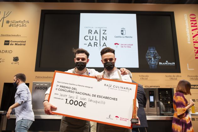 Javier Sanz y Juan Sahuquillo (Cañitas Maite, Casas Ibáñez, Albacete) también han ganado el III Concurso Nacional de Escabeches. Javier Sanz y Juan Sahuquillo (Cañitas Maite, Casas Ibáñez, Albacete) también han ganado el III Concurso Nacional de Escabeches.