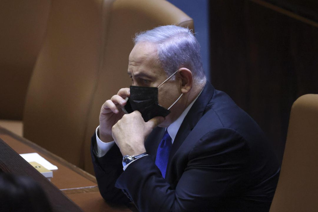 Netanyahu, fuera del poder tras 12 años. Netanyahu, fuera del poder tras 12 años.