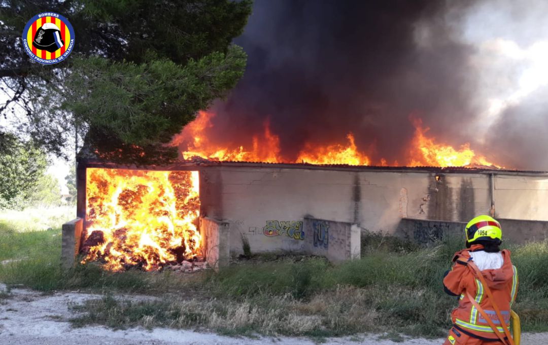 Foto de l'incendi a L'Olleria Foto de l'incendi a L'Olleria