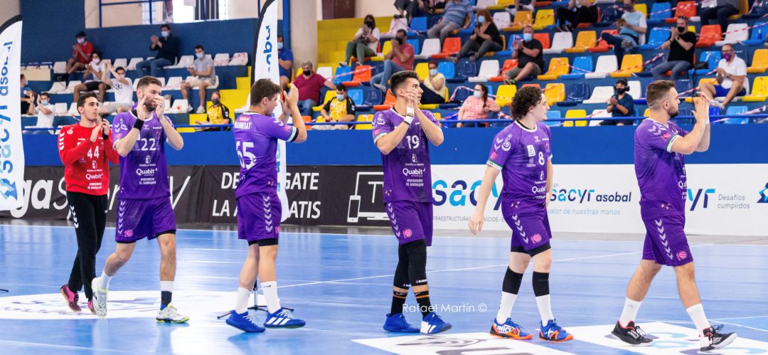 Imagen del último partido de la temporada del BM Guadalajara en el David Santamaría Imagen del último partido de la temporada del BM Guadalajara en el David Santamaría