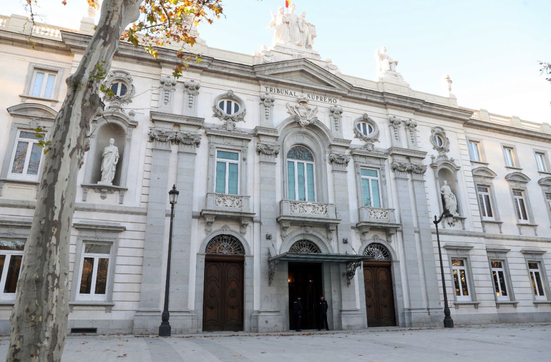 Fachada del Tribunal Supremo en una imagen de archivo Fachada del Tribunal Supremo en una imagen de archivo