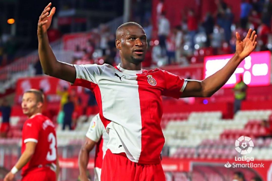 Sylla celebrant el 3-0. Sylla celebrant el 3-0.