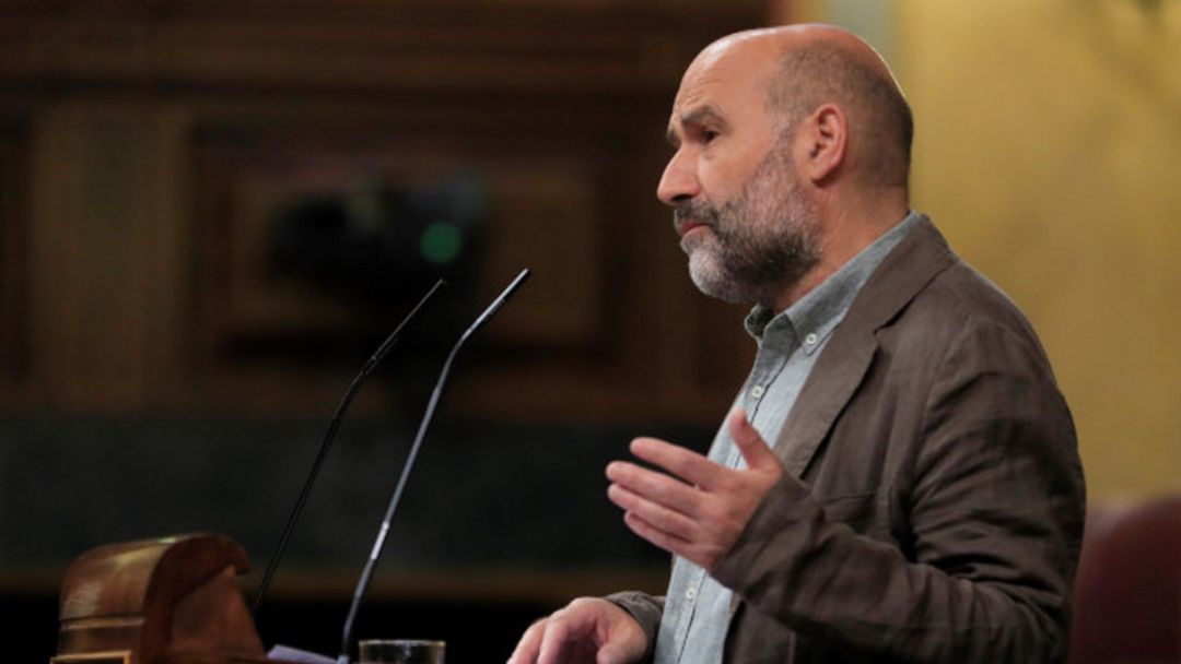 Néstor Rego en una de sus ntervenciones en el Congreso de los Diputados Néstor Rego en una de sus ntervenciones en el Congreso de los Diputados