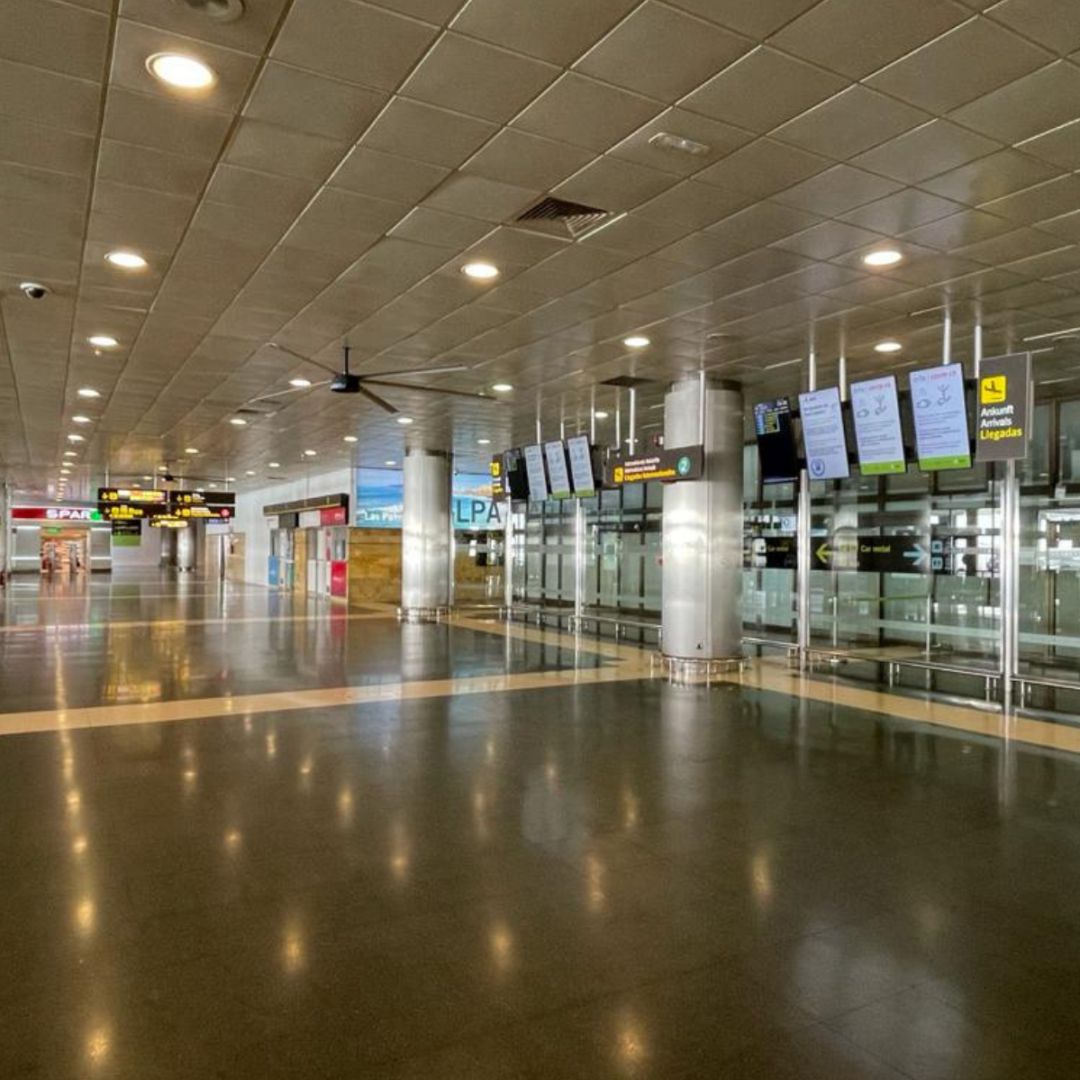 Terminal de llegadas internacionales en el Aeropuerto de Gran Canaria. Terminal de llegadas internacionales en el Aeropuerto de Gran Canaria.