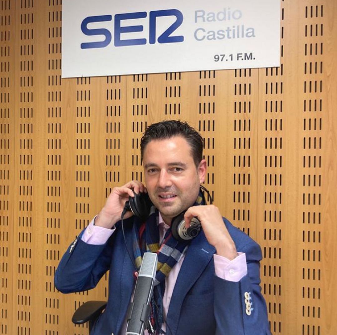 El alcalde de Burgos en los estudios de la SER El alcalde de Burgos en los estudios de la SER