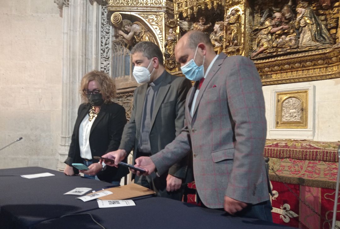 Presentación de la campaña 'Puertas que unen' Presentación de la campaña 'Puertas que unen'