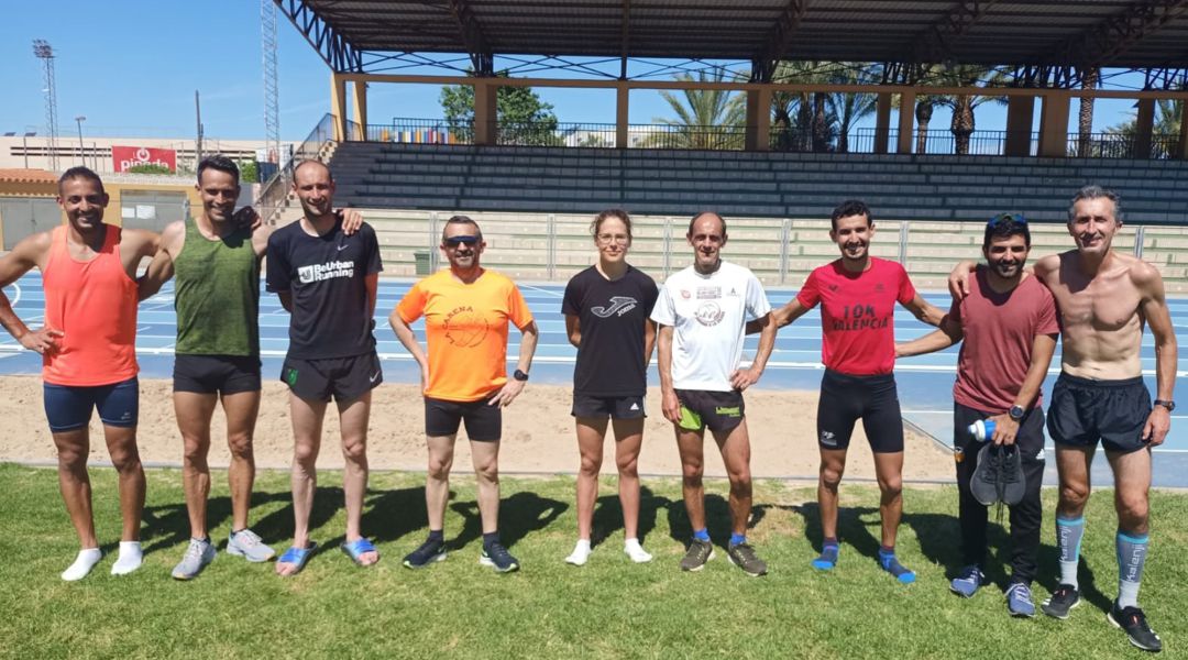Grupo de atletas entrenados por Franc Beneyto. Grupo de atletas entrenados por Franc Beneyto.