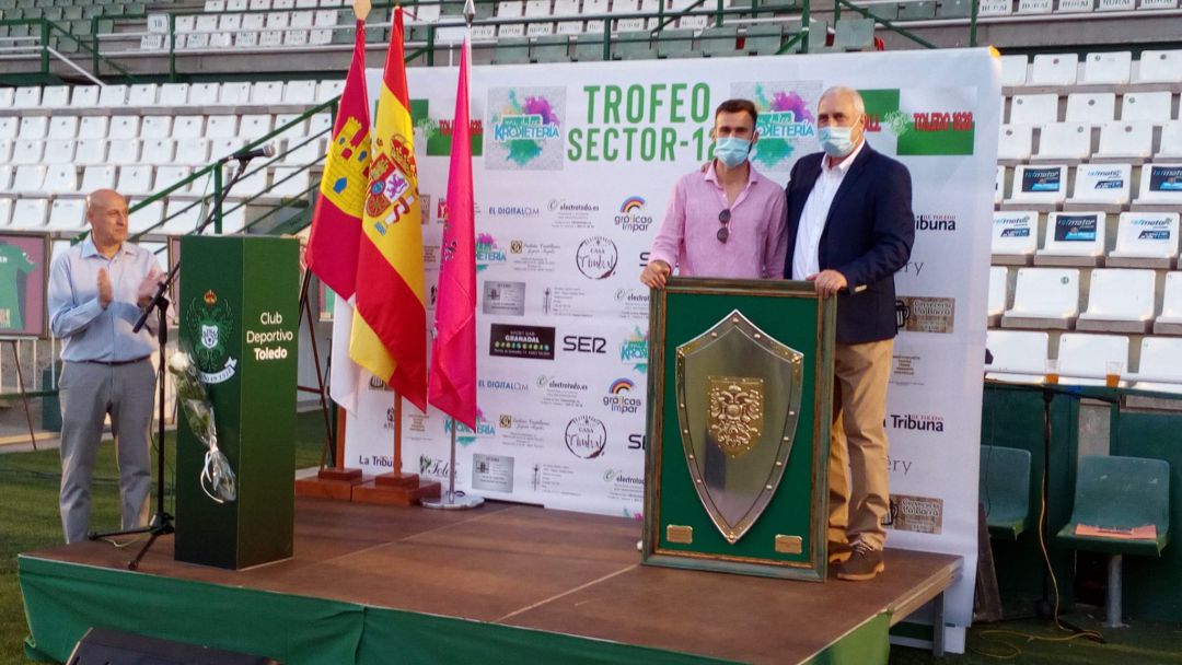 Fran Sabaté con el presidente de la peña Fran Sabaté con el presidente de la peña