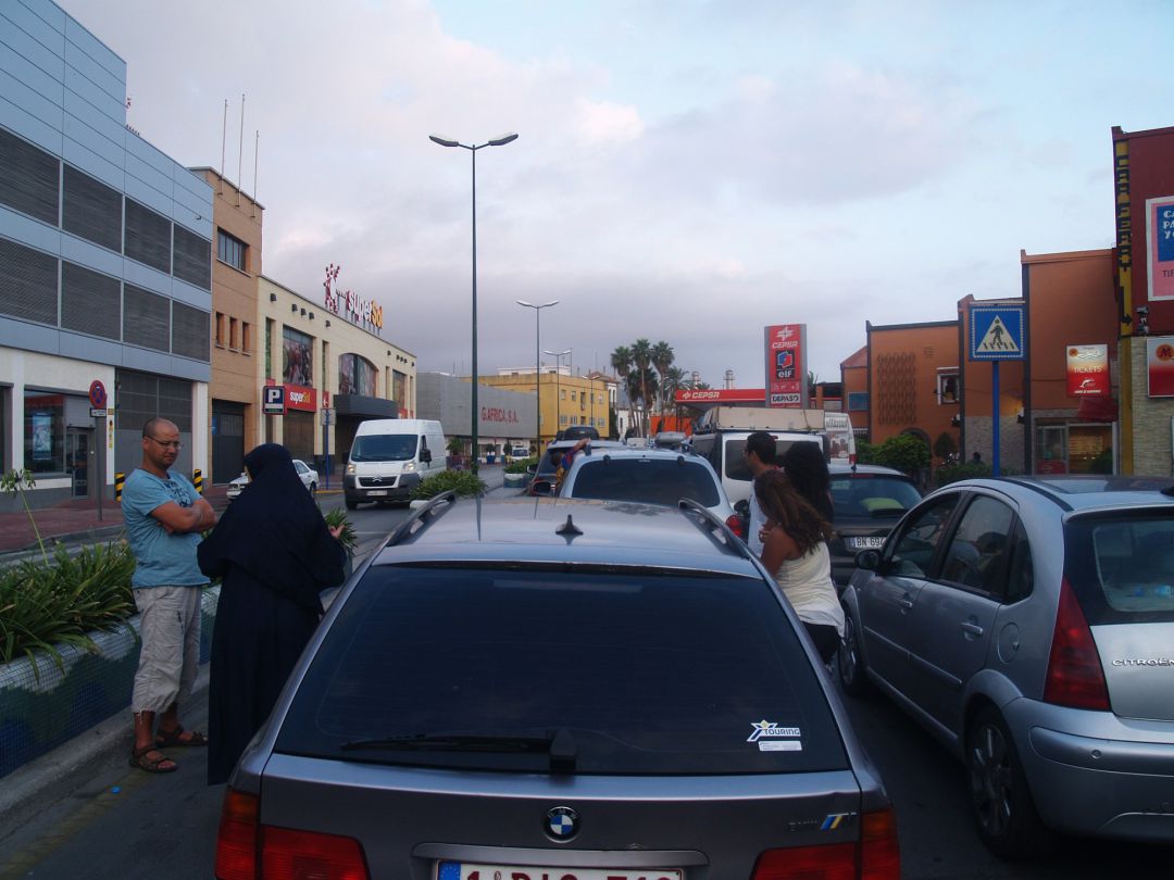 Colapsos en Ceuta por la Operación Paso del Estrecho, en 2013 (archivo). Colapsos en Ceuta por la Operación Paso del Estrecho, en 2013 (archivo).