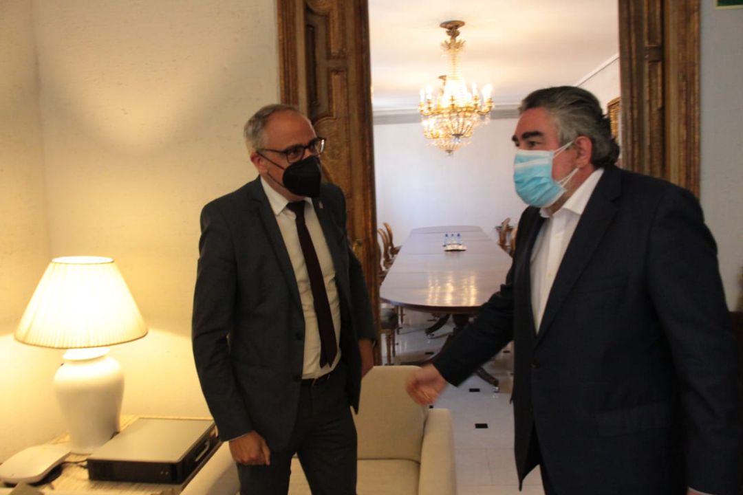 De izq a dcha, el alcalde de Ponferrada, Olegario Ramón y Ministro de Cultura, José Manuel Uribes De izq a dcha, el alcalde de Ponferrada, Olegario Ramón y Ministro de Cultura, José Manuel Uribes
