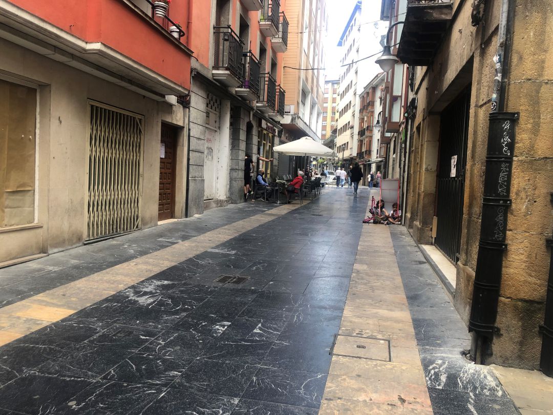 Imagen de la calle Erdiko kale de Ermua Imagen de la calle Erdiko kale de Ermua