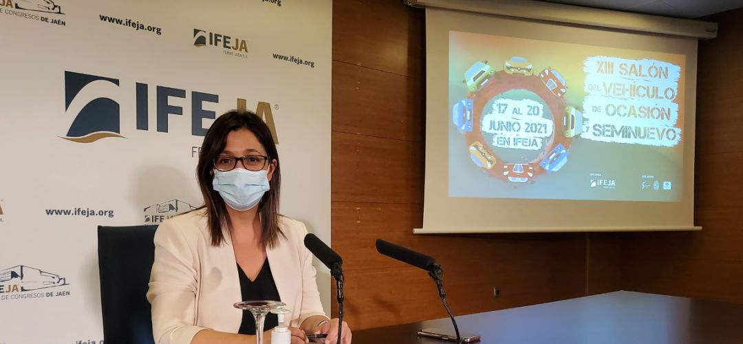 La presidenta de Ferias Jaén, África Colomo, presenta el XIII Salón del Vehículo de Ocasión y Seminuevo. La presidenta de Ferias Jaén, África Colomo, presenta el XIII Salón del Vehículo de Ocasión y Seminuevo.