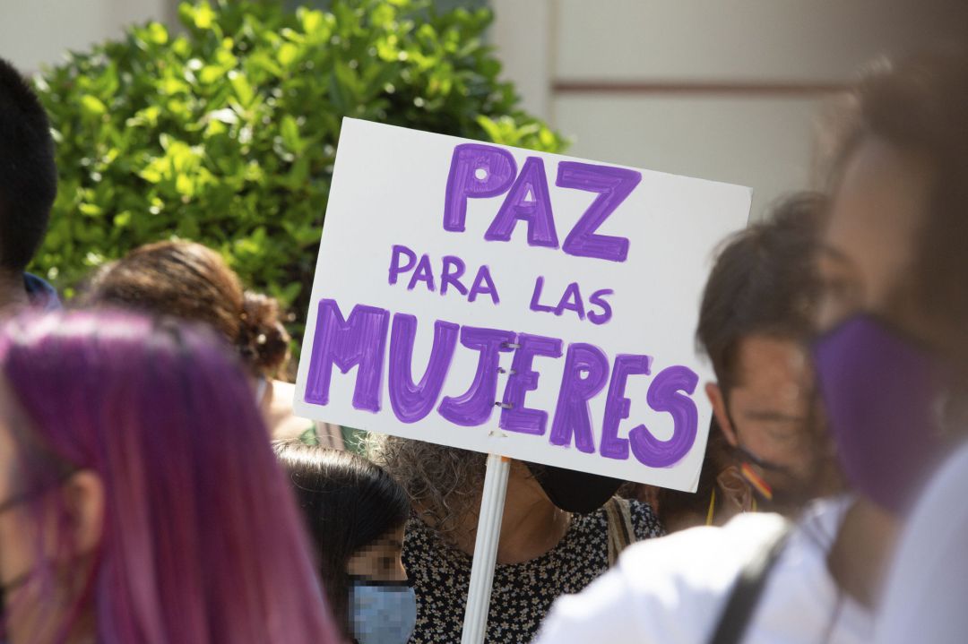 O agresor escapou do lugar dos feitos O agresor escapou do lugar dos feitos