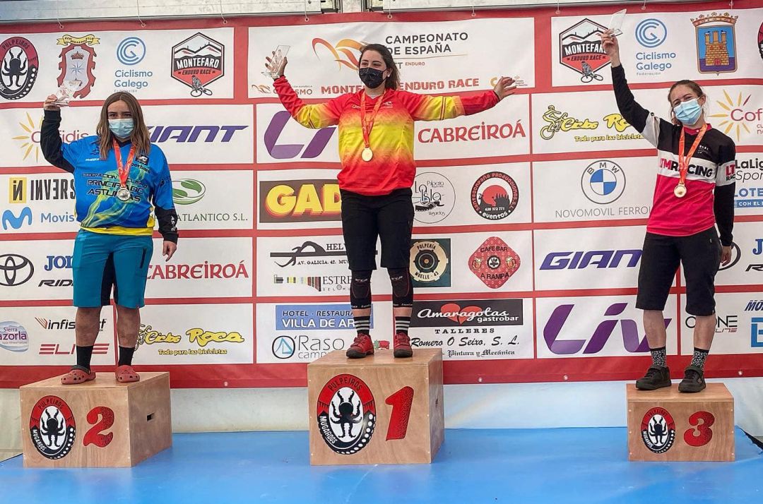 Sara Yusto, en lo más alto del podio Sara Yusto, en lo más alto del podio