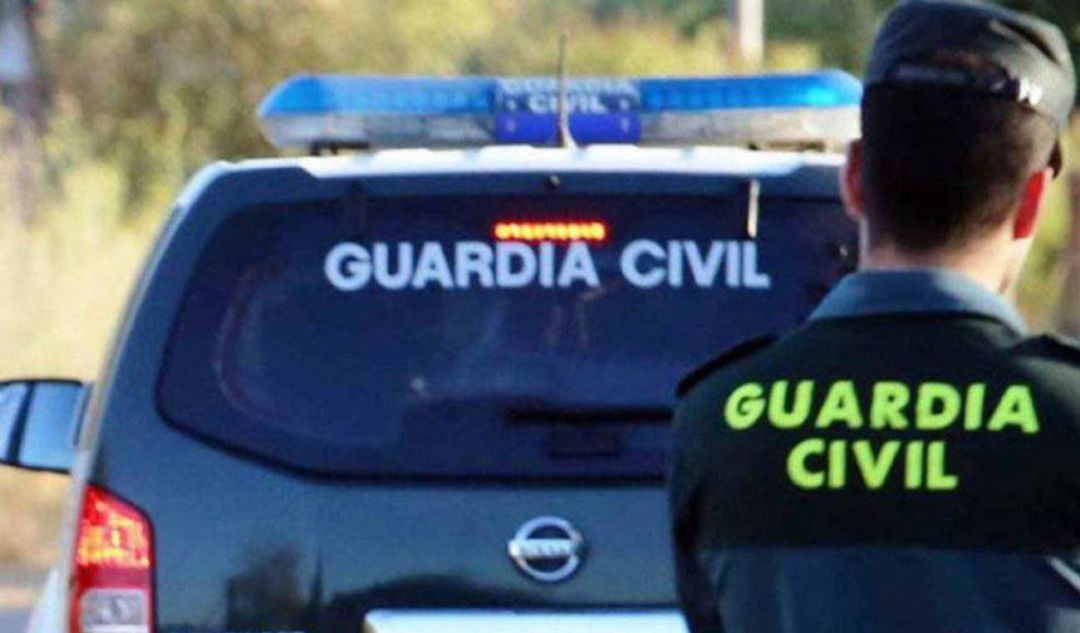 Los agentes localizaron y detuvieron al individuo en un pueblo de la Ribera Los agentes localizaron y detuvieron al individuo en un pueblo de la Ribera