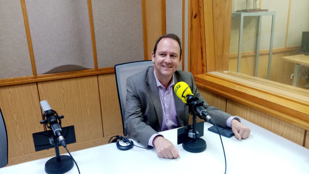 José Ignacio García, rector de la UNIA, en el estudio de Radio Sevilla José Ignacio García, rector de la UNIA, en el estudio de Radio Sevilla