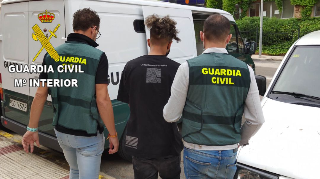 Traslado de uno de los detenidos en Azuqueca de Henares Traslado de uno de los detenidos en Azuqueca de Henares