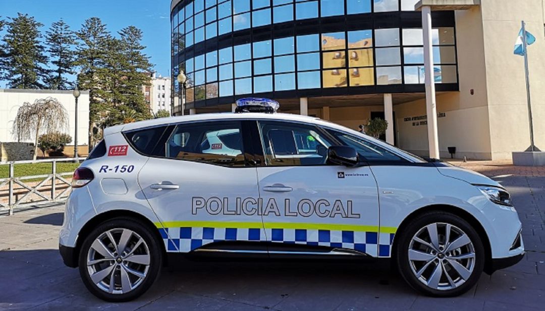 Un vehículo de la Policía Local. Un vehículo de la Policía Local.