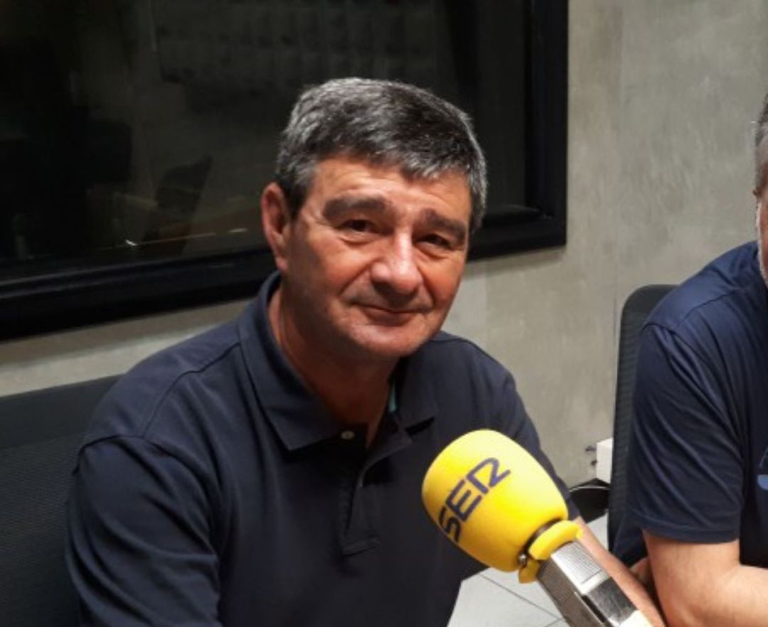 Joxemari Ulazia es integrante de la plataforma Eibarrren Akebai Joxemari Ulazia es integrante de la plataforma Eibarrren Akebai