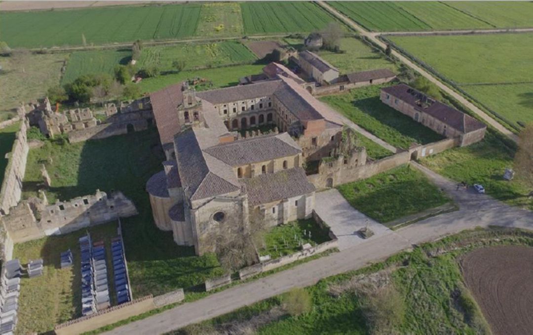 El Monasterio de Sandoval se ha visto beneficiado por numerosas obras de recuperación en los últimos años a cargo de la Junta, de la Diputación y del propio Ayuntamiento El Monasterio de Sandoval se ha visto beneficiado por numerosas obras de recuperación en los últimos años a cargo de la Junta, de la Diputación y del propio Ayuntamiento