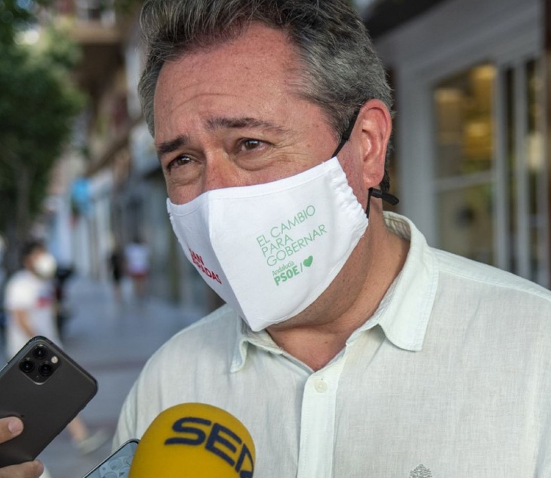 Juan Espadas durante su visita a Jaén. Juan Espadas durante su visita a Jaén.