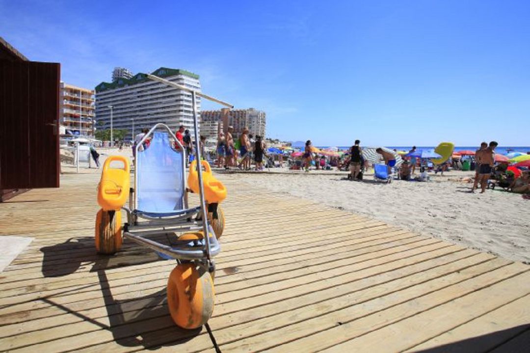 Playas Accesibles en Calp. Imagen de archivo Playas Accesibles en Calp. Imagen de archivo
