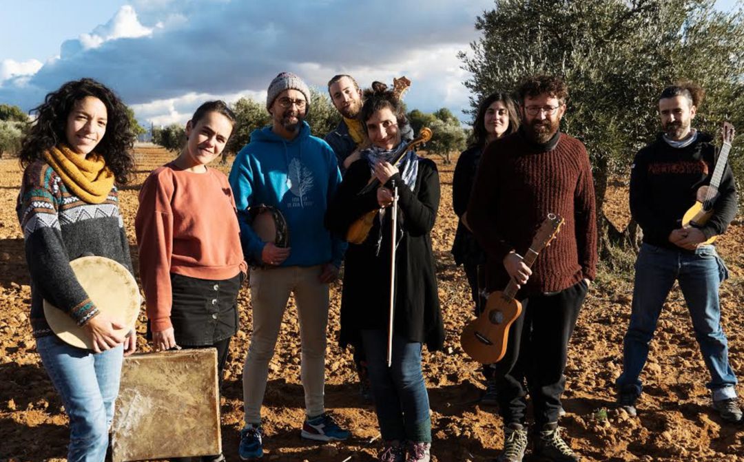 Los músicos que conforman el proyecto Collado. Los músicos que conforman el proyecto Collado.