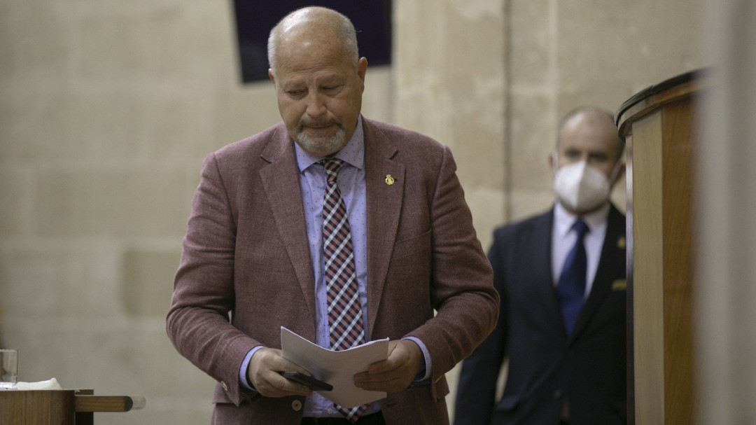 La Junta de Andalucía culpa a los jóvenes y a las familias de la ludopatía: Siempre estamos delegando