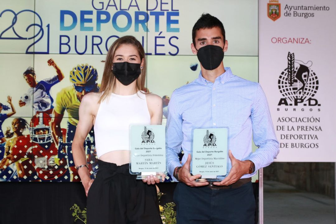 Sara Martín junto a Jesús Gómez. Sara Martín junto a Jesús Gómez.