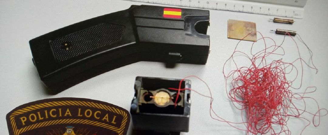 Arma intervenida por la Policía Local de Betanzos Arma intervenida por la Policía Local de Betanzos