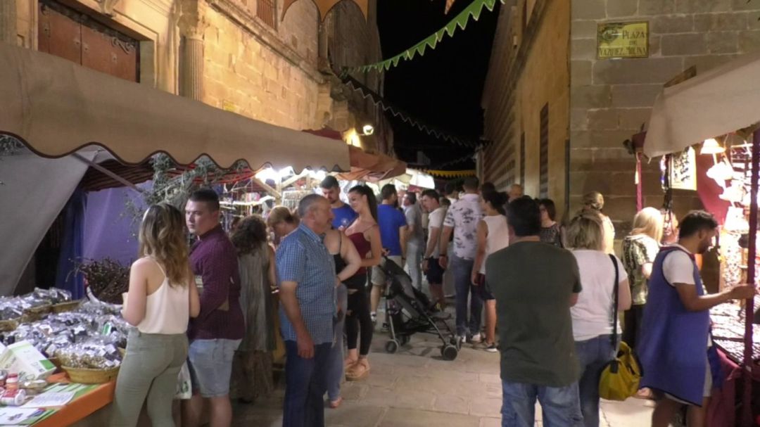 Puestos de venta en las fiestas del Renacimiento Puestos de venta en las fiestas del Renacimiento