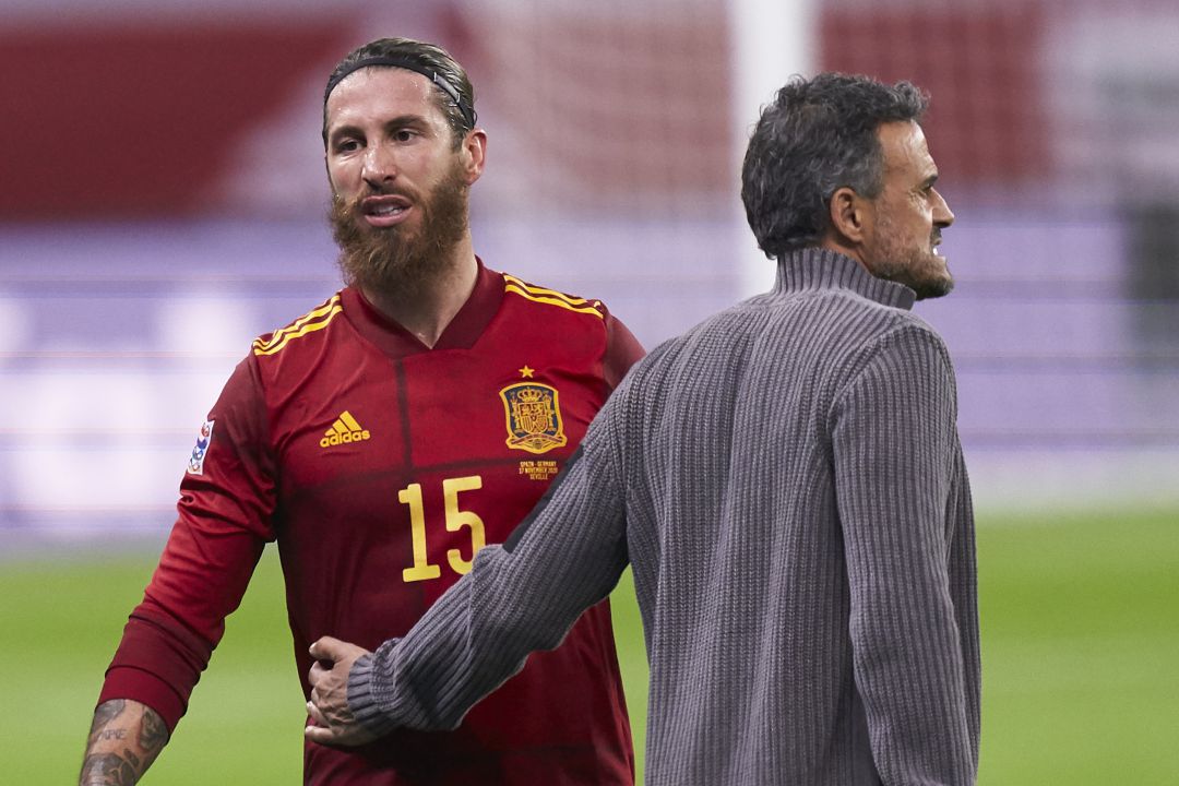 Saludo entre Luis Enrique y Sergio Ramos Saludo entre Luis Enrique y Sergio Ramos