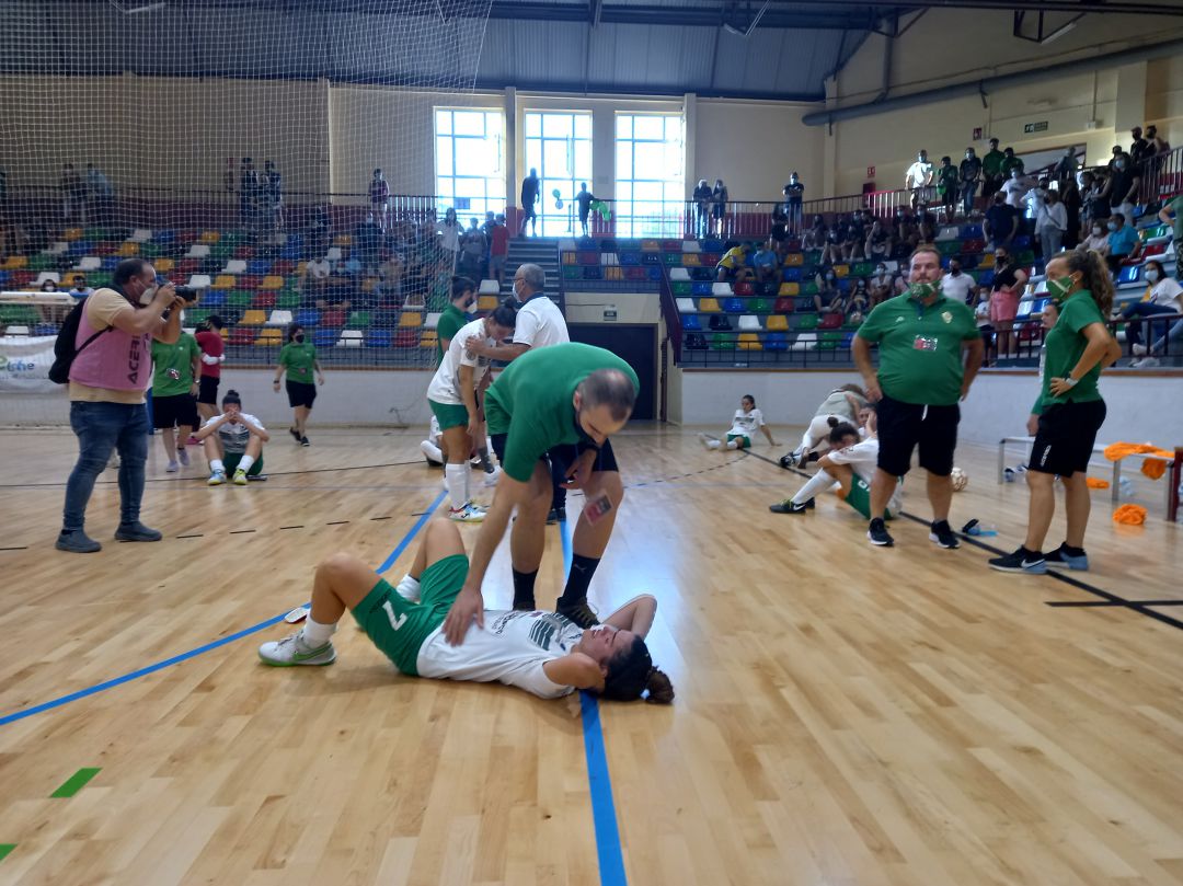 Las jugadoras del Joventut acabaron desoladas tras la derrota Las jugadoras del Joventut acabaron desoladas tras la derrota