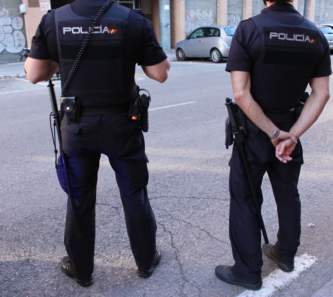 Agentes de la policía Agentes de la policía
