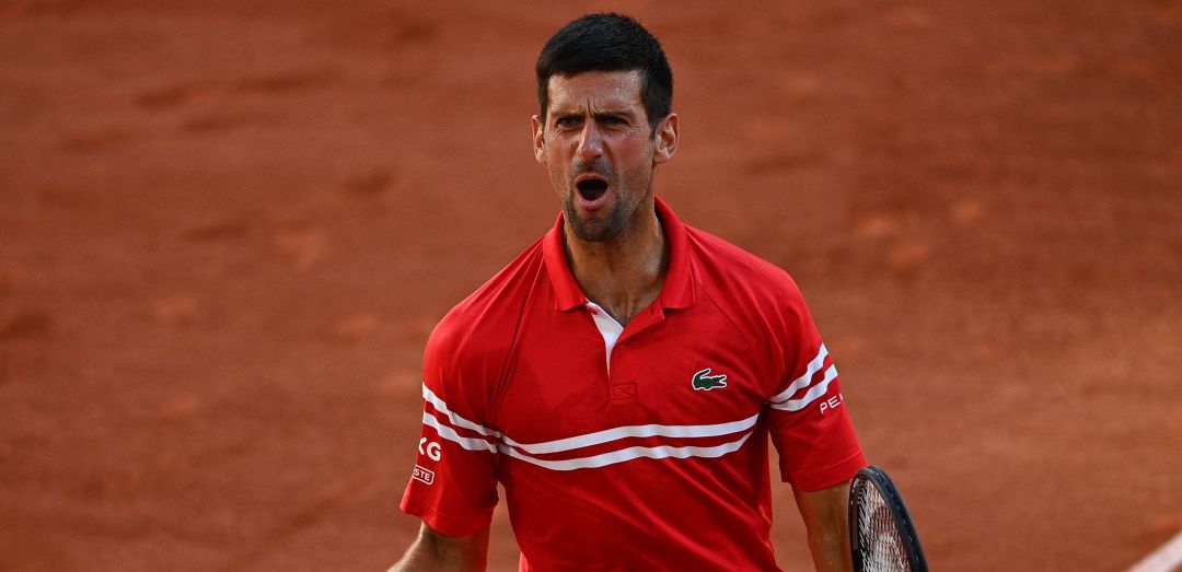 Novak Djokovic festeja su segundo título de Roland Garros Novak Djokovic festeja su segundo título de Roland Garros