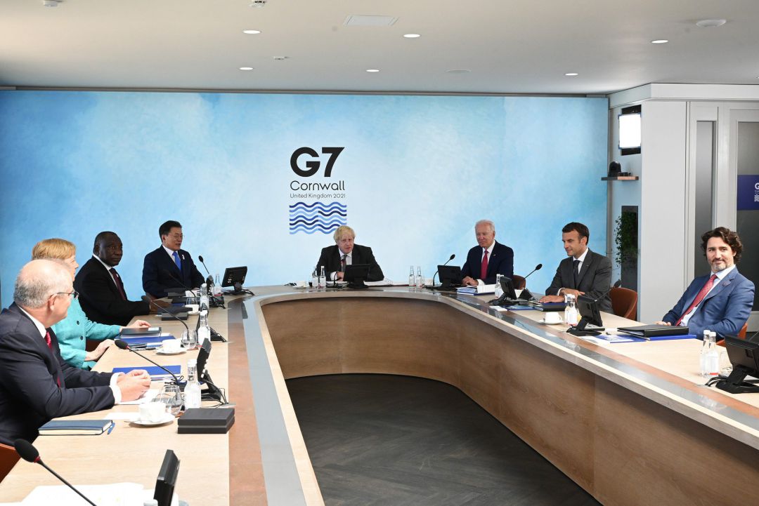 Sesión de la cumbre del G-7 en Cornwall Sesión de la cumbre del G-7 en Cornwall