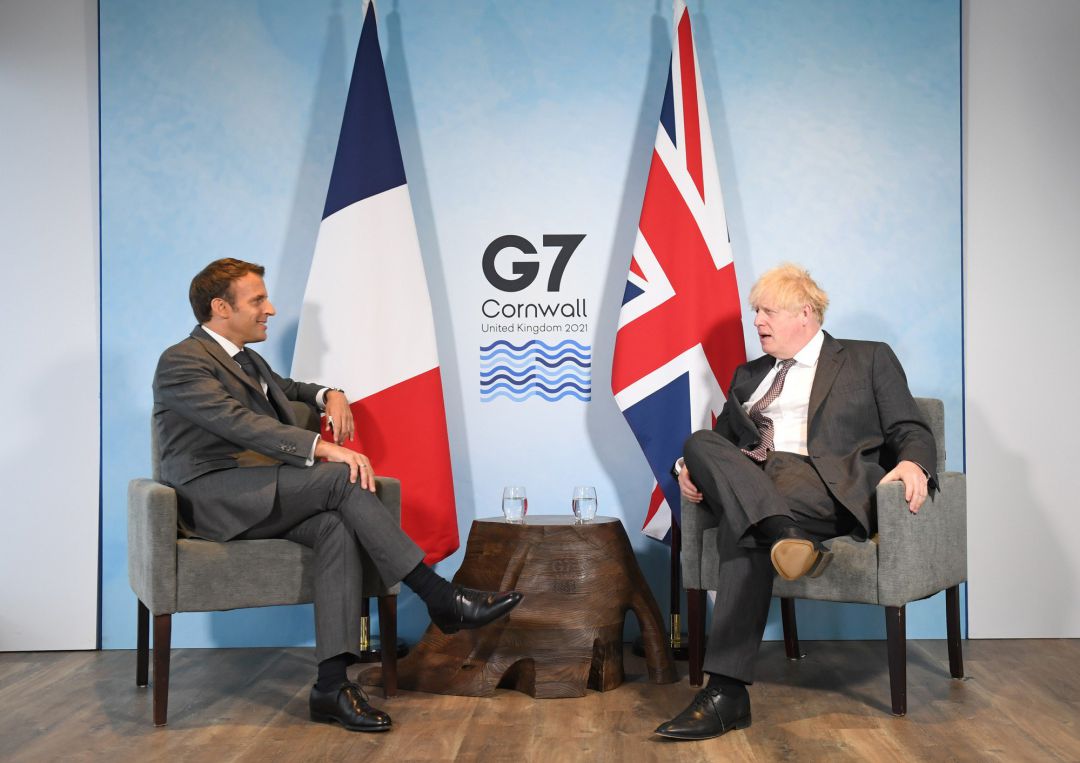 Encuentro entre el primer ministro británico, Boris Johnson, y el presidente francés, Emmanuel Macron, durante la cumbre del G-7 Encuentro entre el primer ministro británico, Boris Johnson, y el presidente francés, Emmanuel Macron, durante la cumbre del G-7