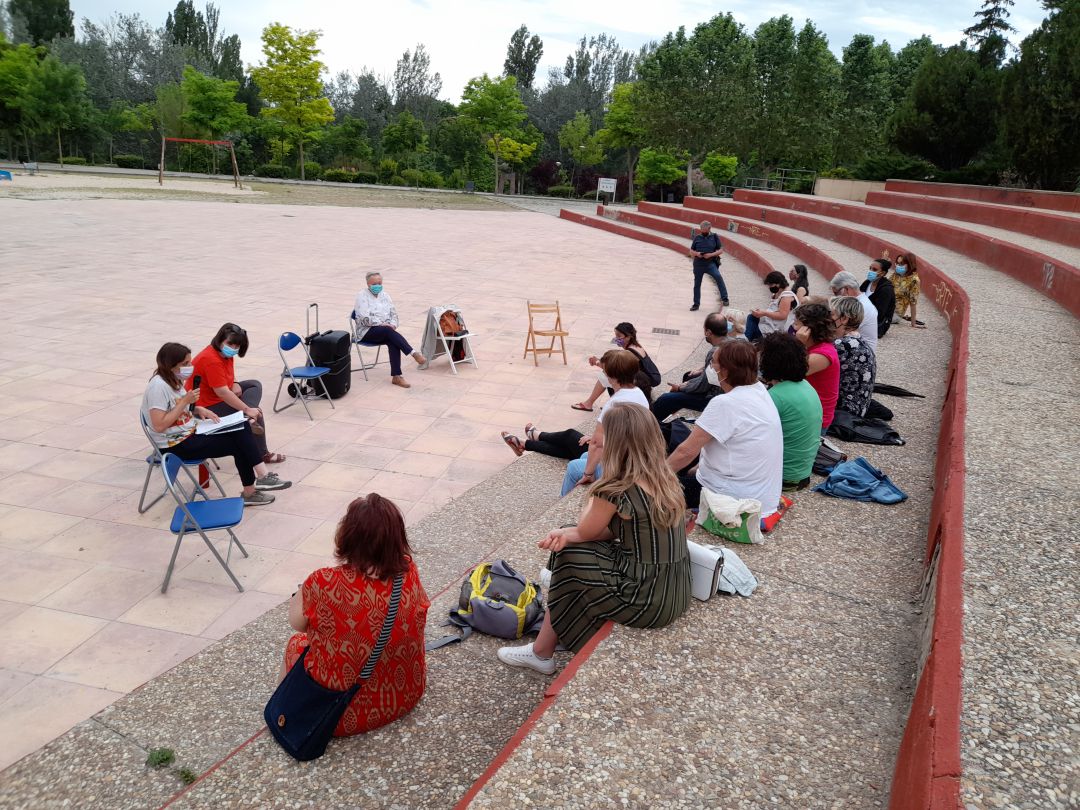 El parque de la Huerta acogió la presentación de la Asociación Feminista de Aranda Ruperta Baraya El parque de la Huerta acogió la presentación de la Asociación Feminista de Aranda Ruperta Baraya
