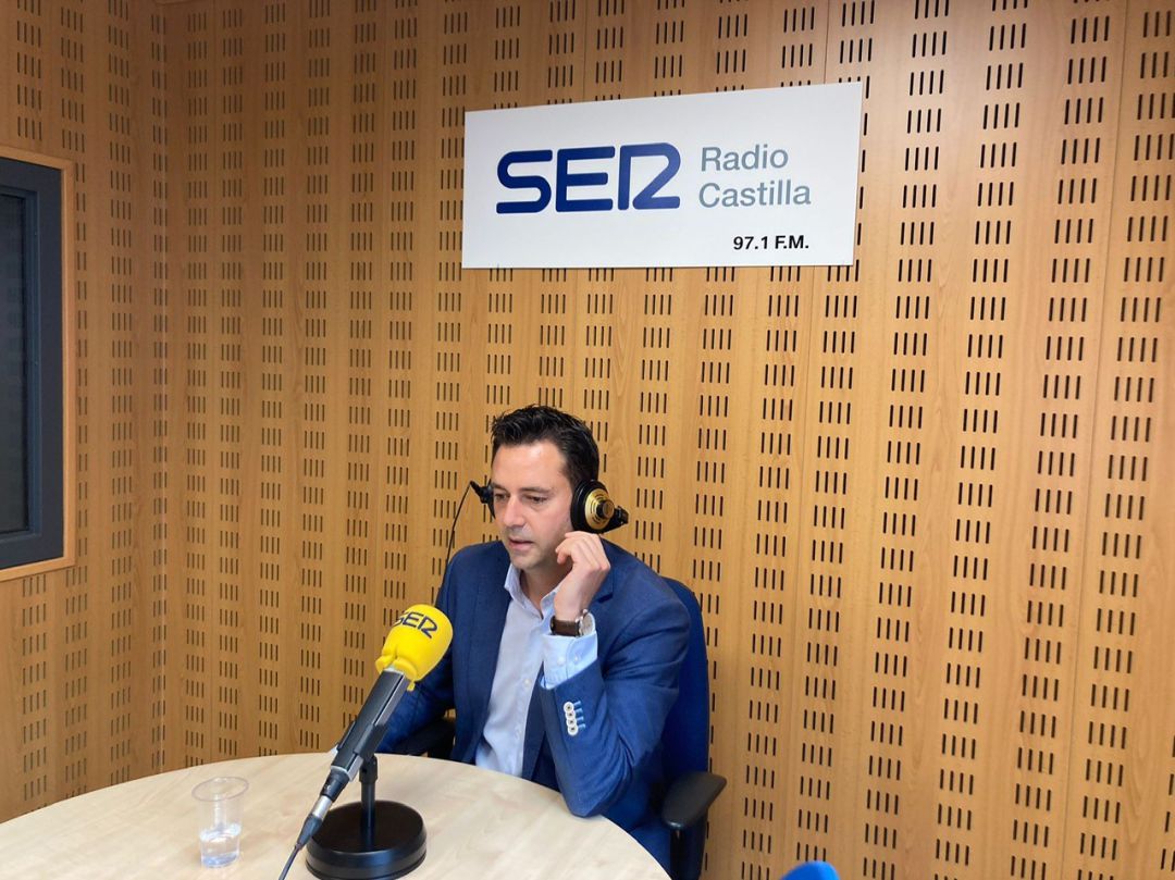 El alcalde, Daniel de la Rosa, durante la entrevista en la que ha realizado un balance de los primeros dos años de mandato El alcalde, Daniel de la Rosa, durante la entrevista en la que ha realizado un balance de los primeros dos años de mandato