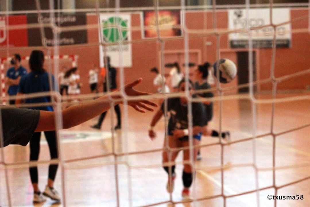 El "Ciudad de Elda - Florentino ibáñez" acogerá a los ocho mejores equipos de España de balonmano femenino infantil El "Ciudad de Elda - Florentino ibáñez" acogerá a los ocho mejores equipos de España de balonmano femenino infantil