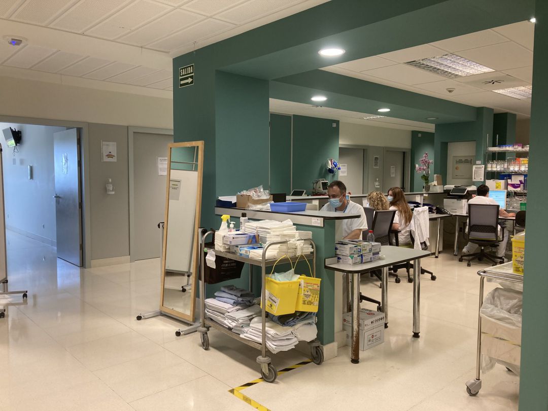 Profesionales sanitarios en el hospital de Gandia Profesionales sanitarios en el hospital de Gandia