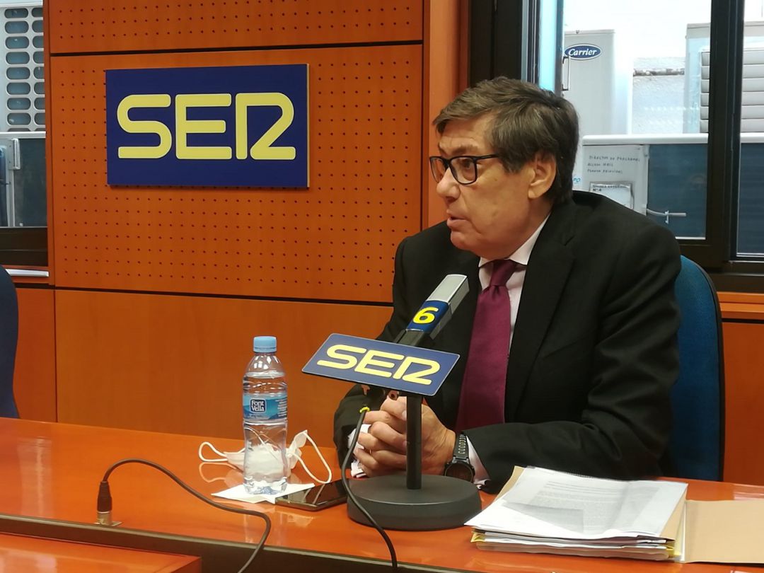 El presidente del PAR, Arturo Aliaga, en los estudios de Radio Zaragoza - Cadena SER El presidente del PAR, Arturo Aliaga, en los estudios de Radio Zaragoza - Cadena SER